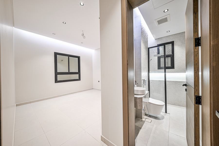 شقة (4 غرف) (الروضة) - الصورة 5